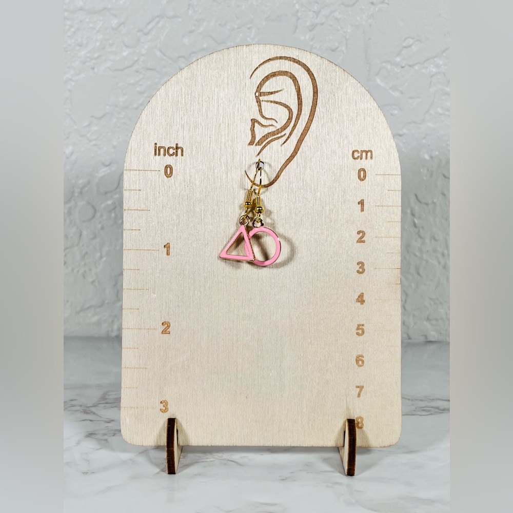 4/$20 Pink Geometric Earrings - Picture 5 of 8